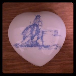 Vintage Trinket/Jewelry Box By Ann Chapman